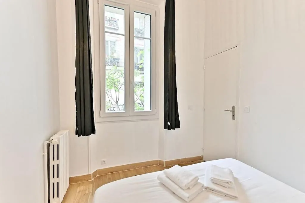 Appartement 2 Chambres Pyrenees Alexandre Dumas-Ii Paris 0*,  France